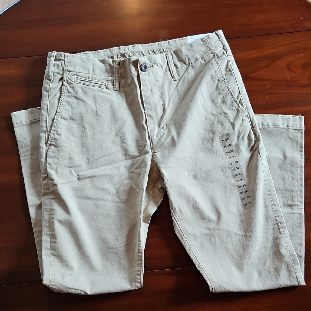 American Eagle Outfitters Men's Khaki Chinos